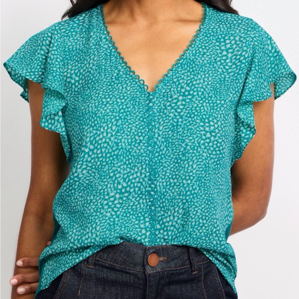 Frankie Flutter Sleeve Blouse